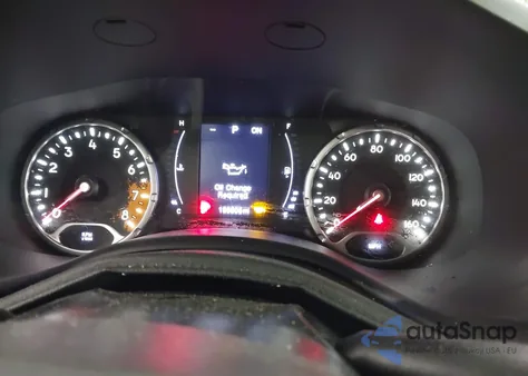 2017 Jeep Renegade Latitude 4X4 z USA, uszkodzony, nr VIN ZACCJBBB5HPF69100